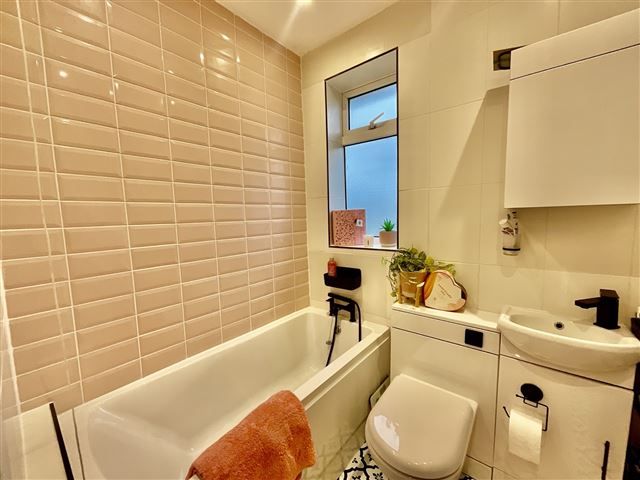 Additional image 20 of 3 bed semi-detached house for saleTurnshaw Avenue, Aughton, Sheffield S26