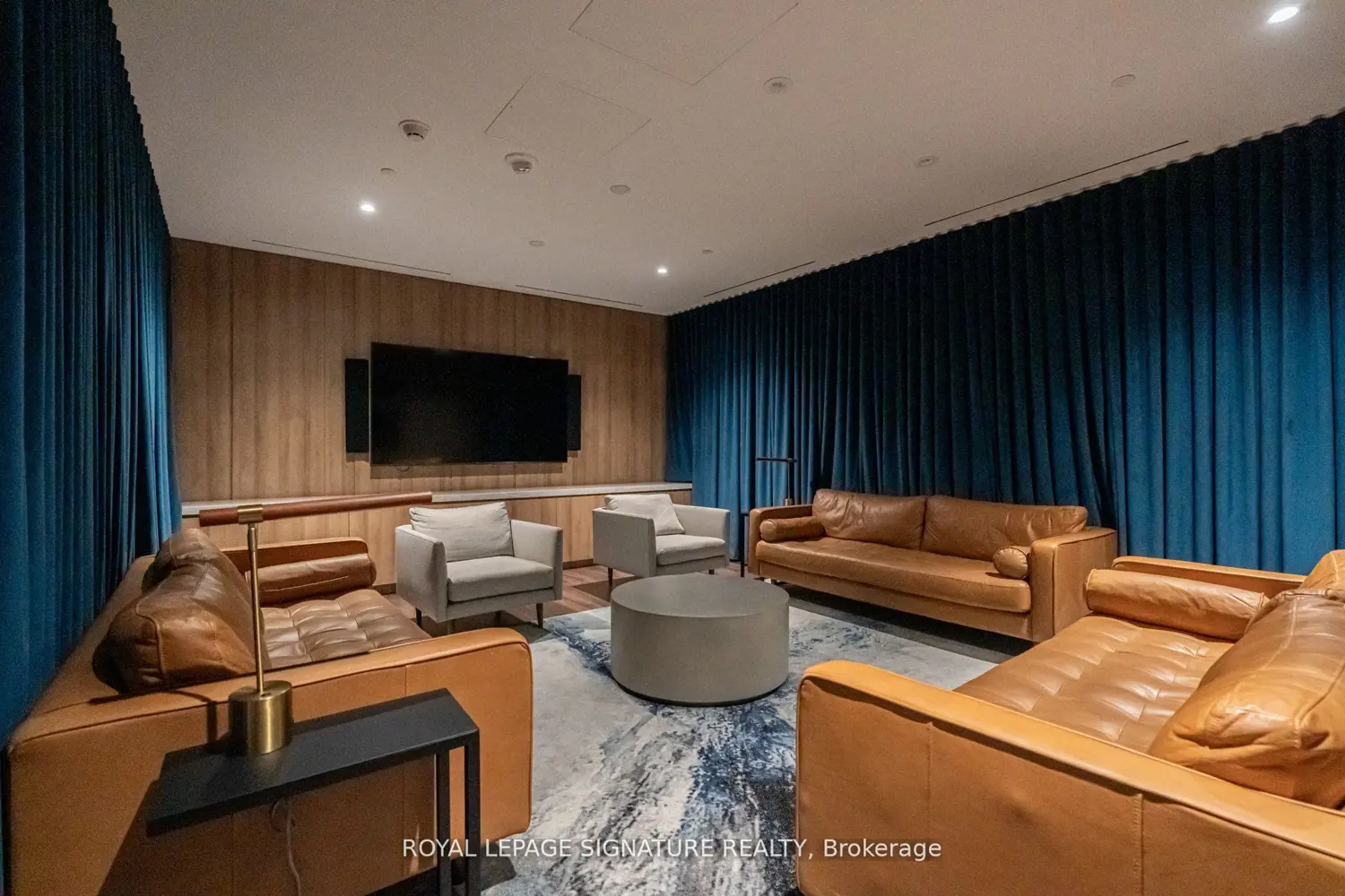 Additional image 20 of 21 Park Street 207