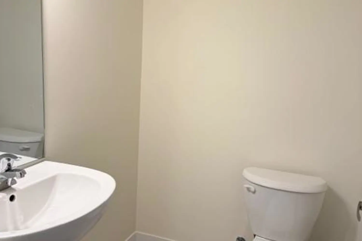 Additional image 5 of 1695 Dersan Street 223