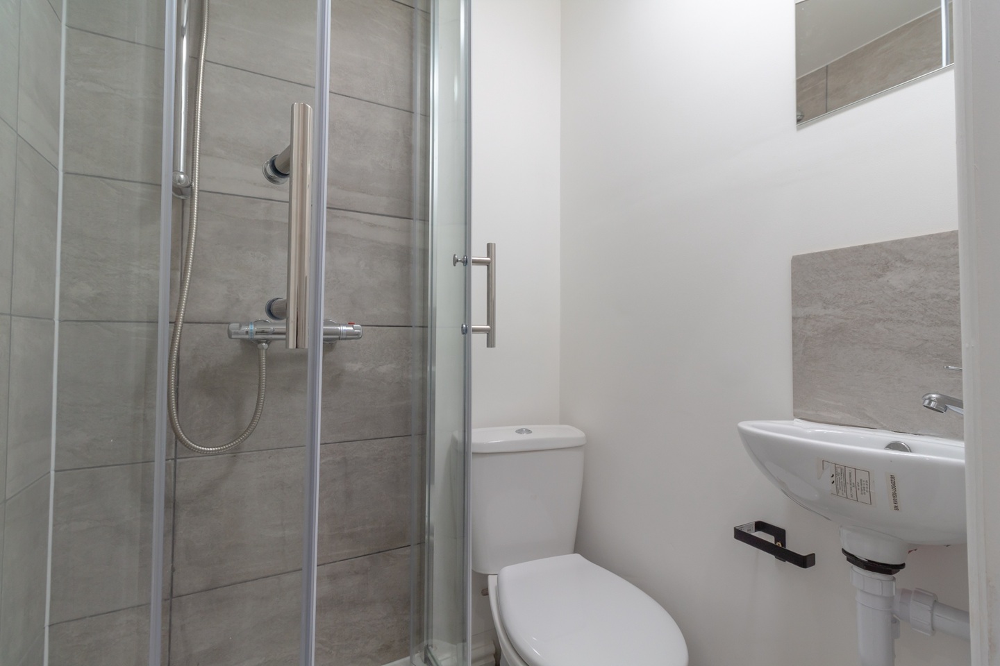 Additional image 3 of Room in a Shared House, Three Shires Oak Road, B67, N1 7GU