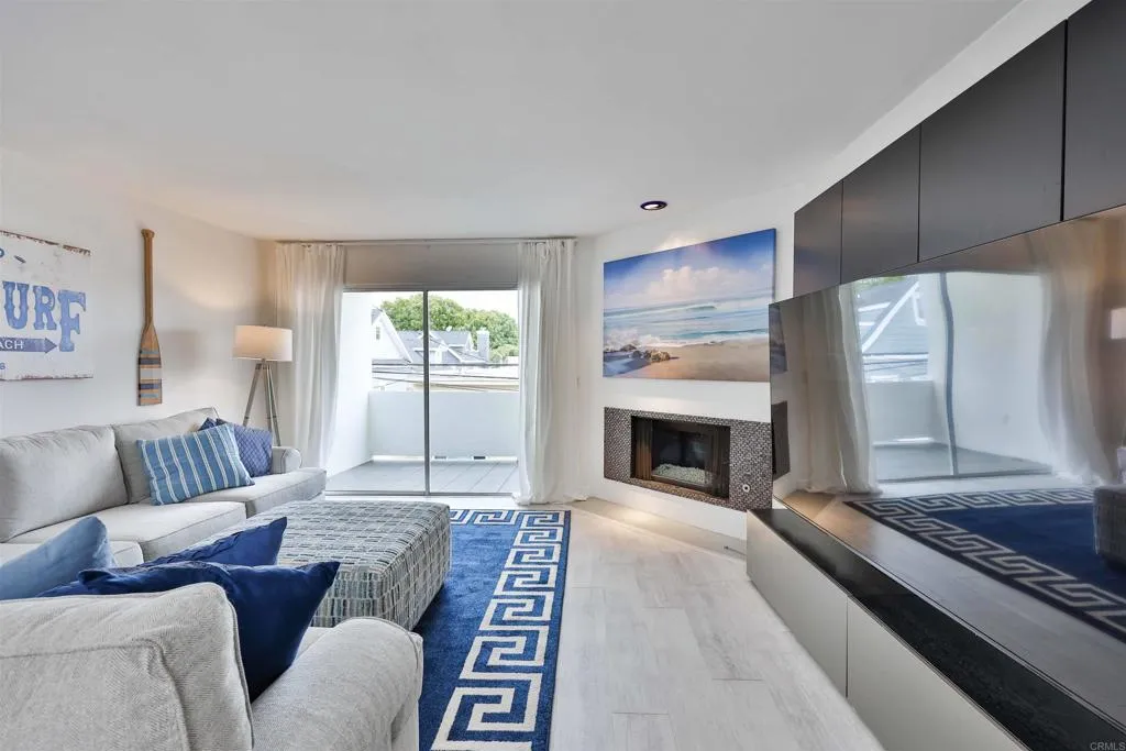 Additional image 42 of 942 D Avenue Unit B, Coronado, CA 92118