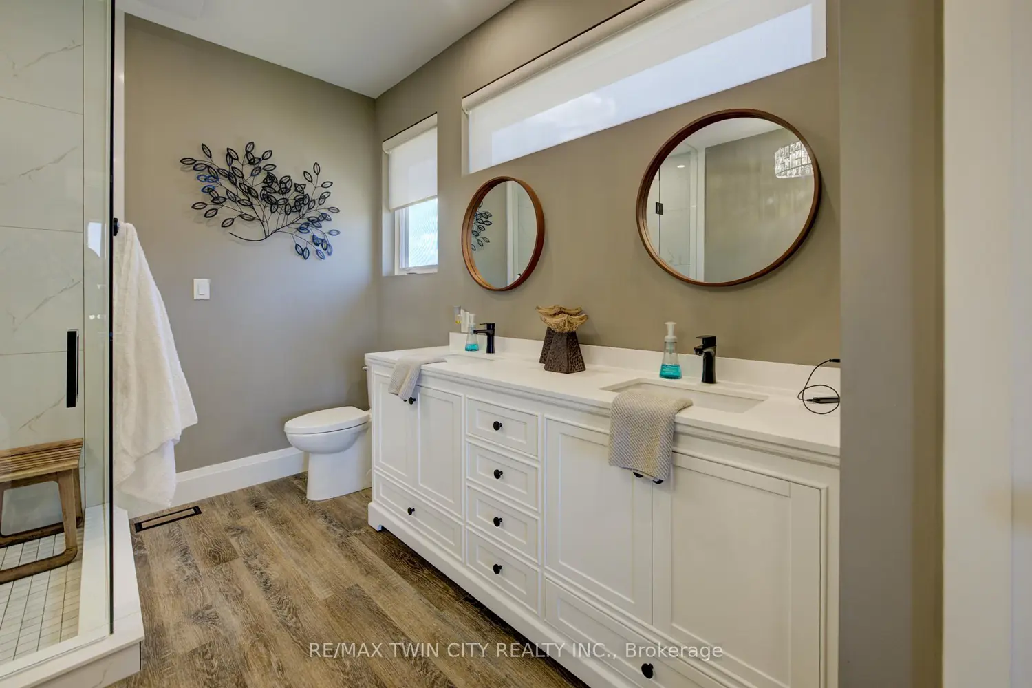 Additional image 11 of 43711 Adelaide Street