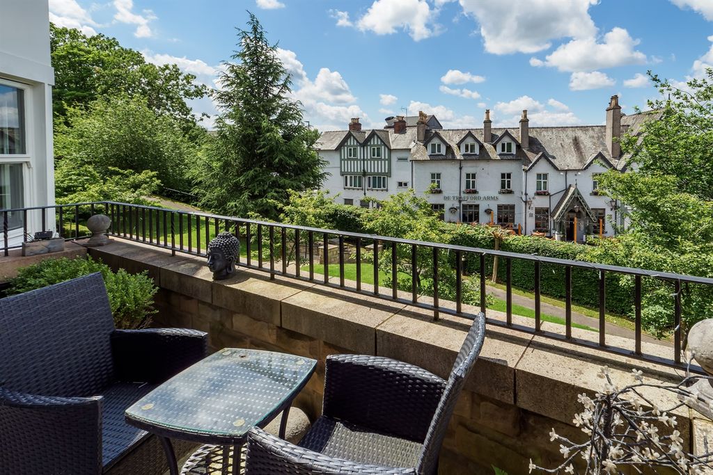 Additional image 11 of 3 bed flat for saleKingburys House, St. Hilarys Park, Alderley Edge SK9