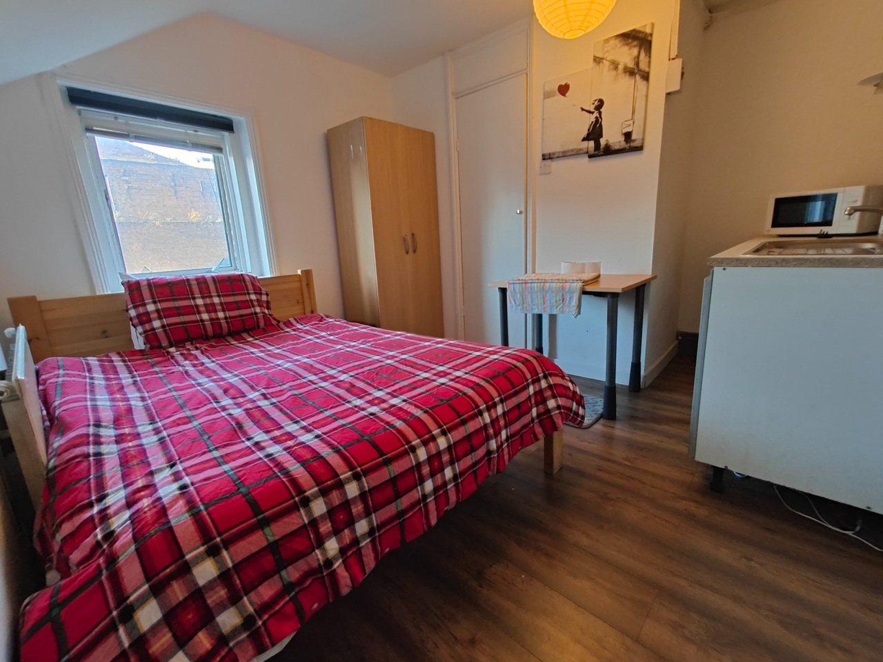 Additional image 2 of Room in a Shared House, Hackney Road, E2, N1 7GU