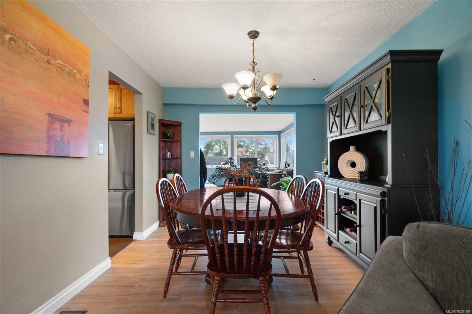 Additional image 6 of 10289 Godfrey Place, Sidney, BC, V8L 2K9