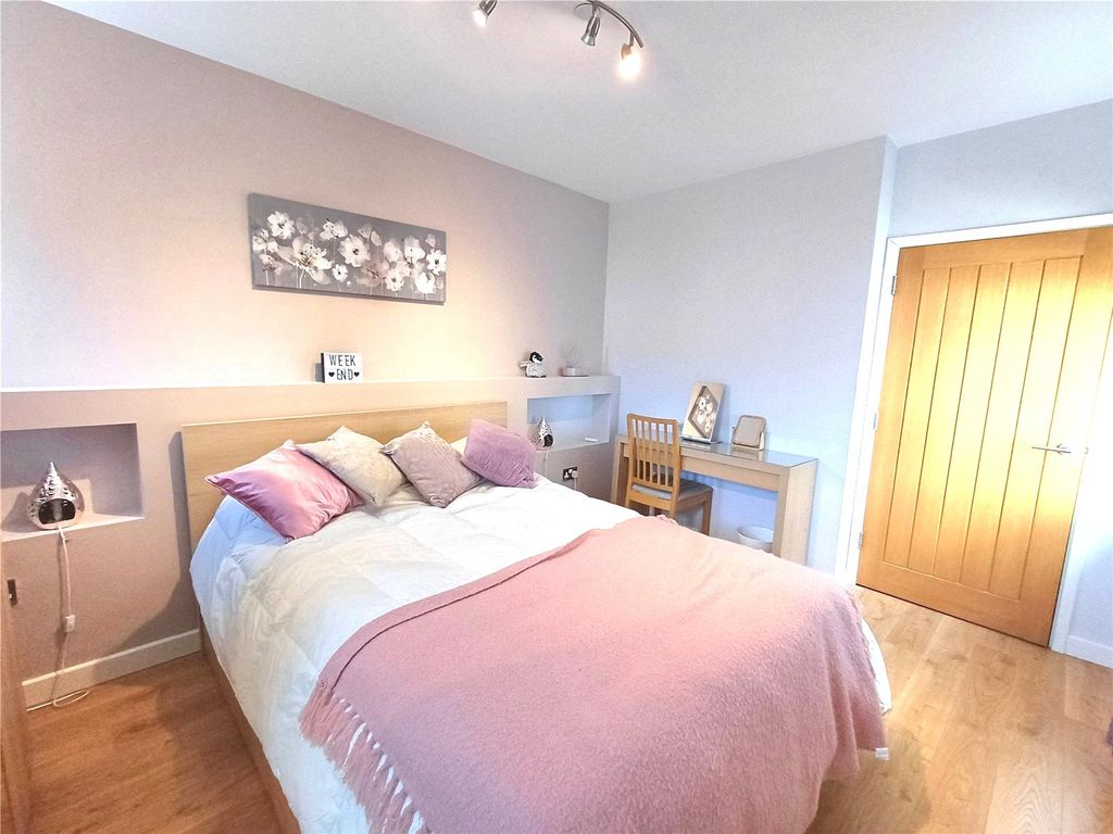 Additional image 5 of 2 bed flat for saleMary Street, Porthcawl CF36