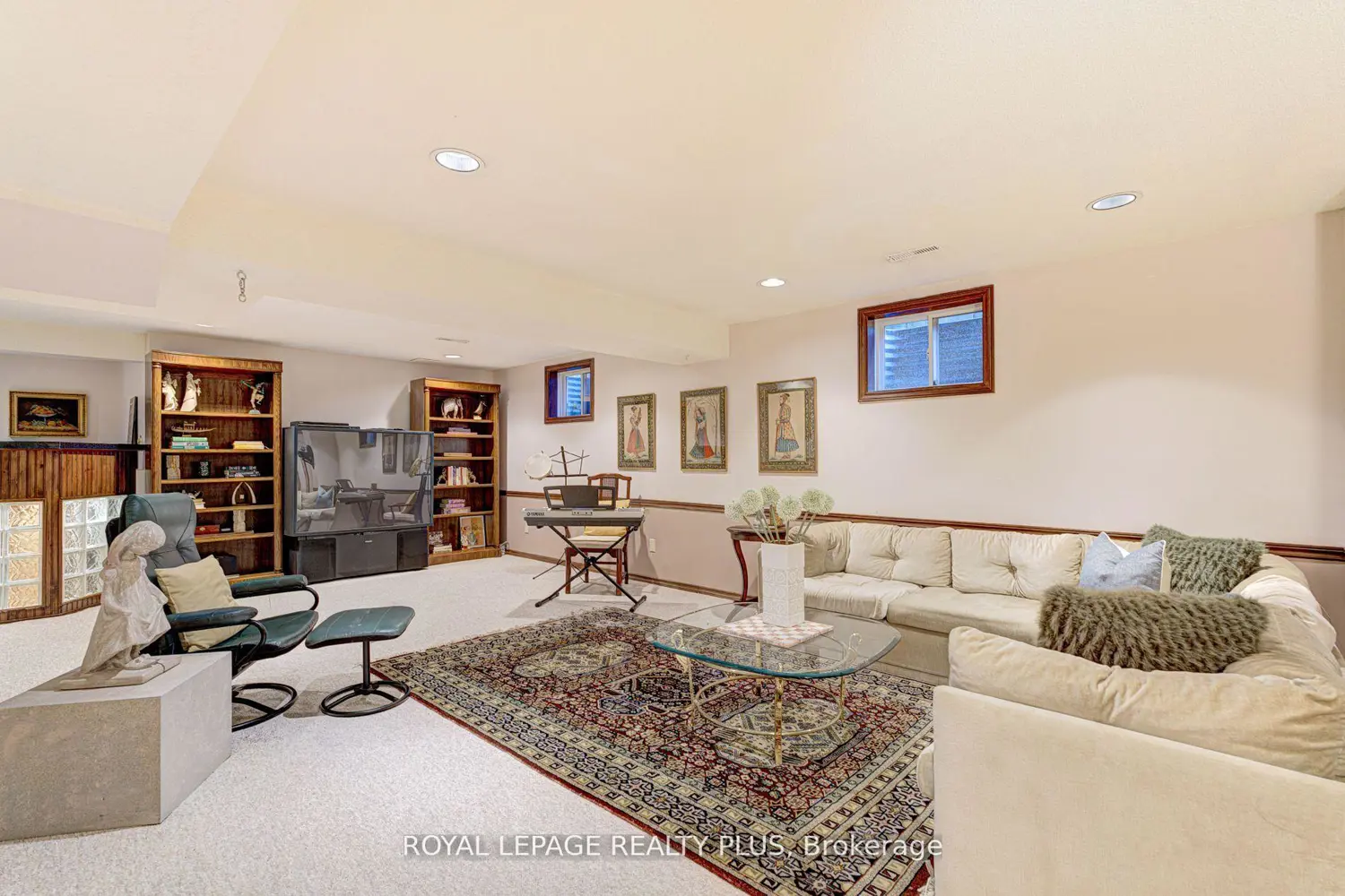 Additional image 16 of 1760 Featherston Court