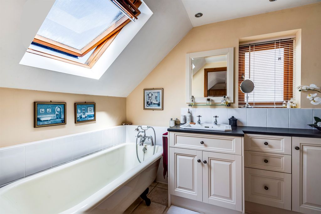 Additional image 21 of 5 bed detached house for saleThe Street, South Stoke, Reading RG8
