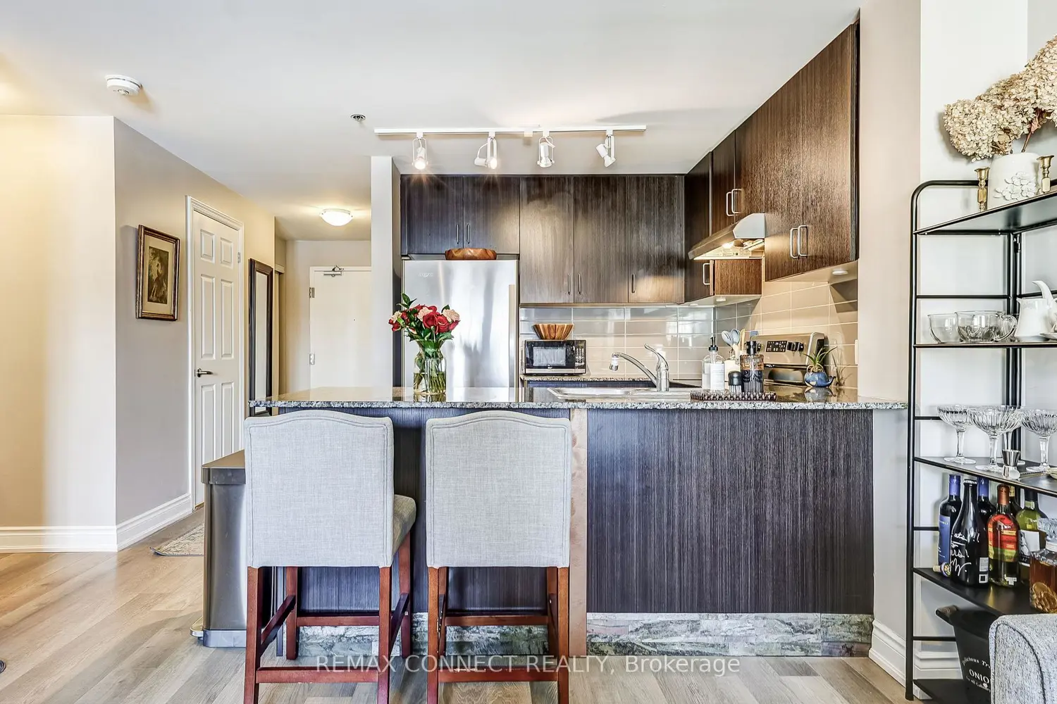 Additional image 5 of 21 Brookhouse Drive 420