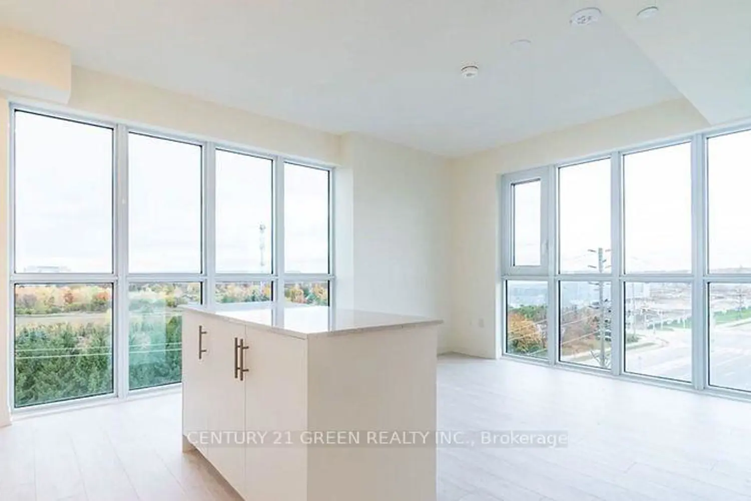 Additional image 11 of 509 Dundas Street 506