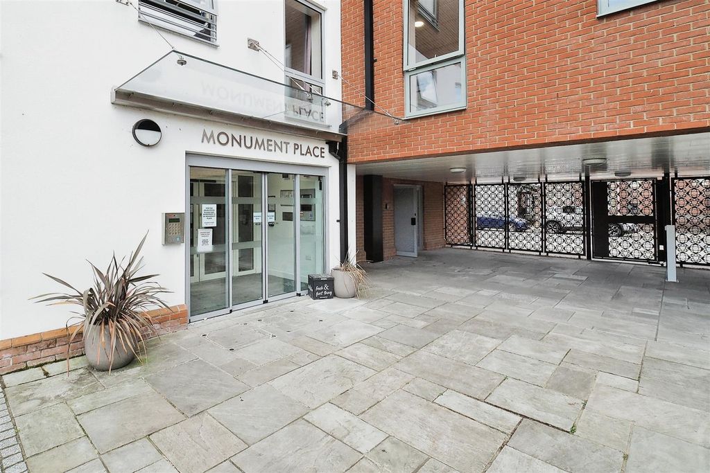 Additional image 21 of 2 bed flat for saleMonument Place, Endless Street, Salisbury SP1