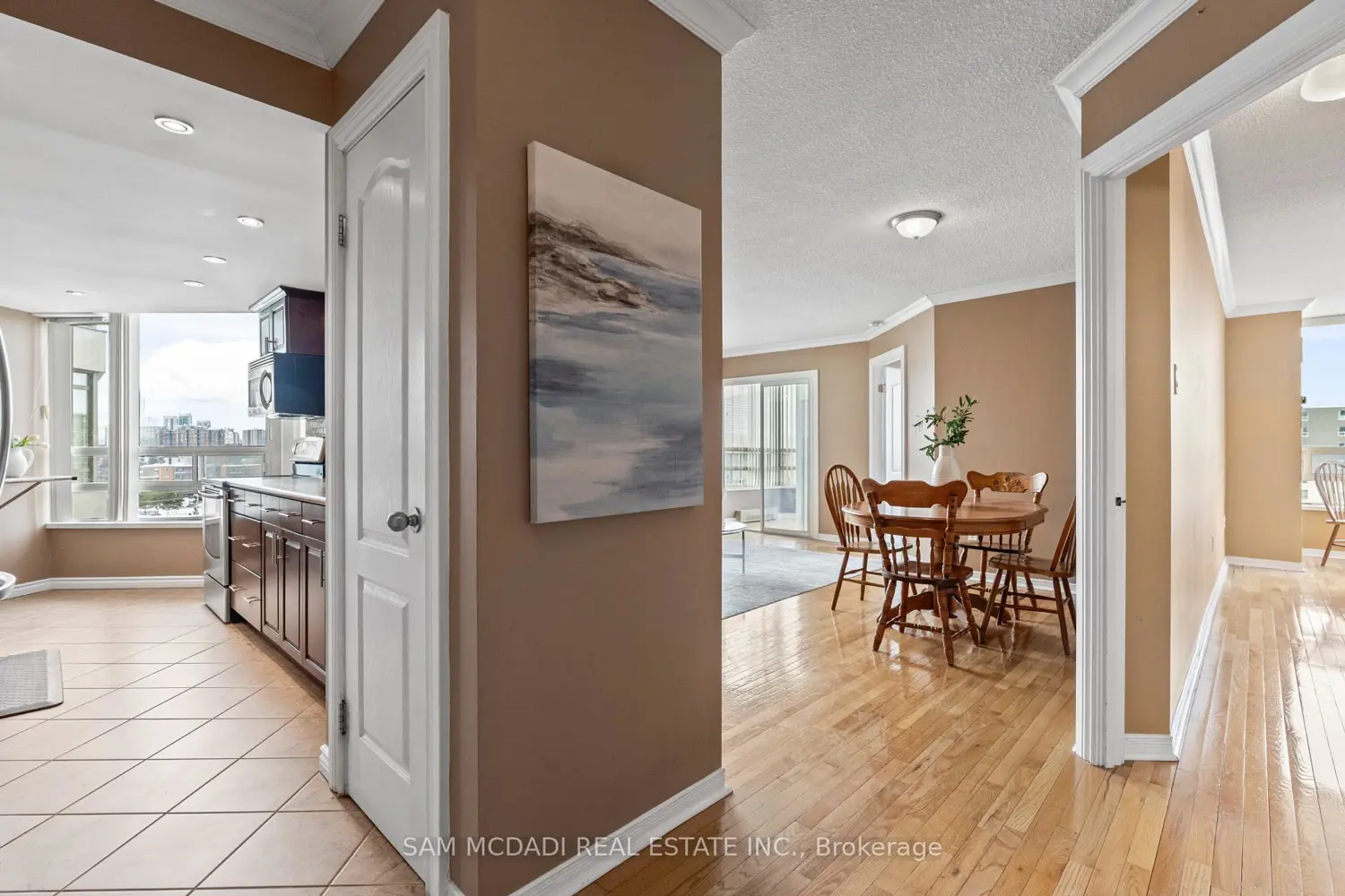 Additional image 7 of 75 King Street 1105