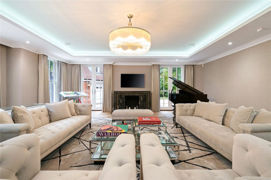 Additional image 9 of 6 bed detached house for saleHeathfield Avenue, Sunninghill, Berkshire SL5