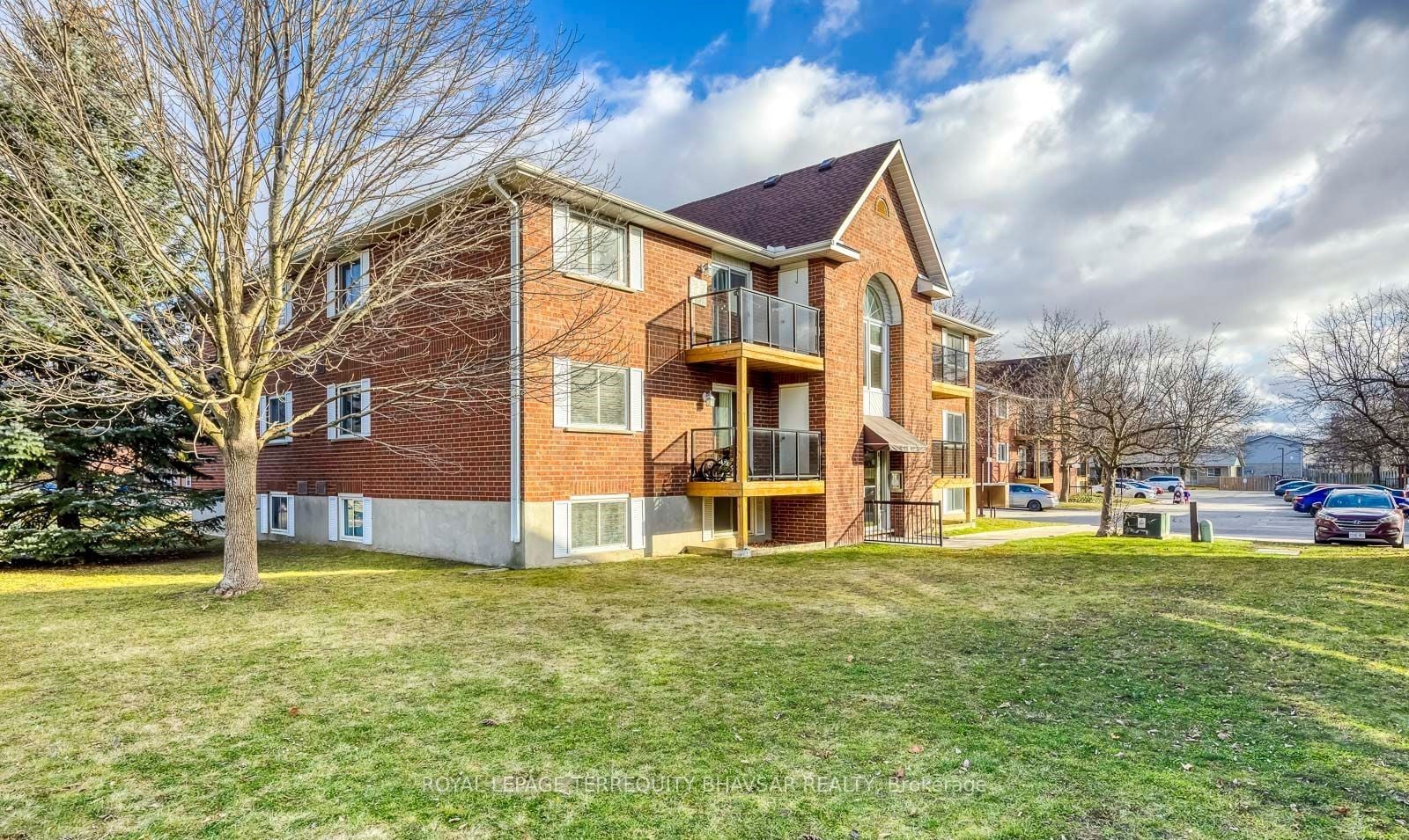 Additional image 2 of 902-565 Greenfield Avenue, Kitchener, ON, N2C 2P5