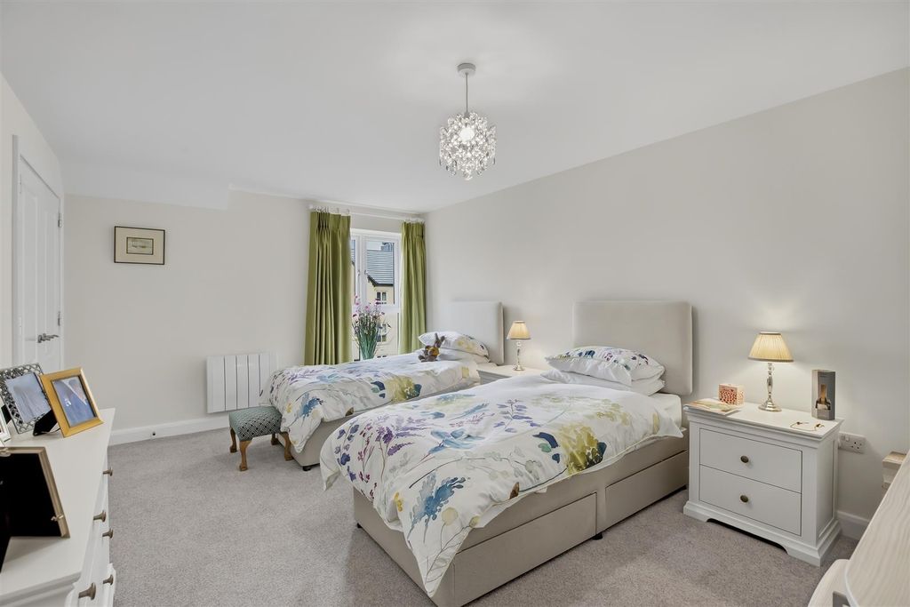 Additional image 14 of 3 bed flat for saleBradford Road, Menston LS29