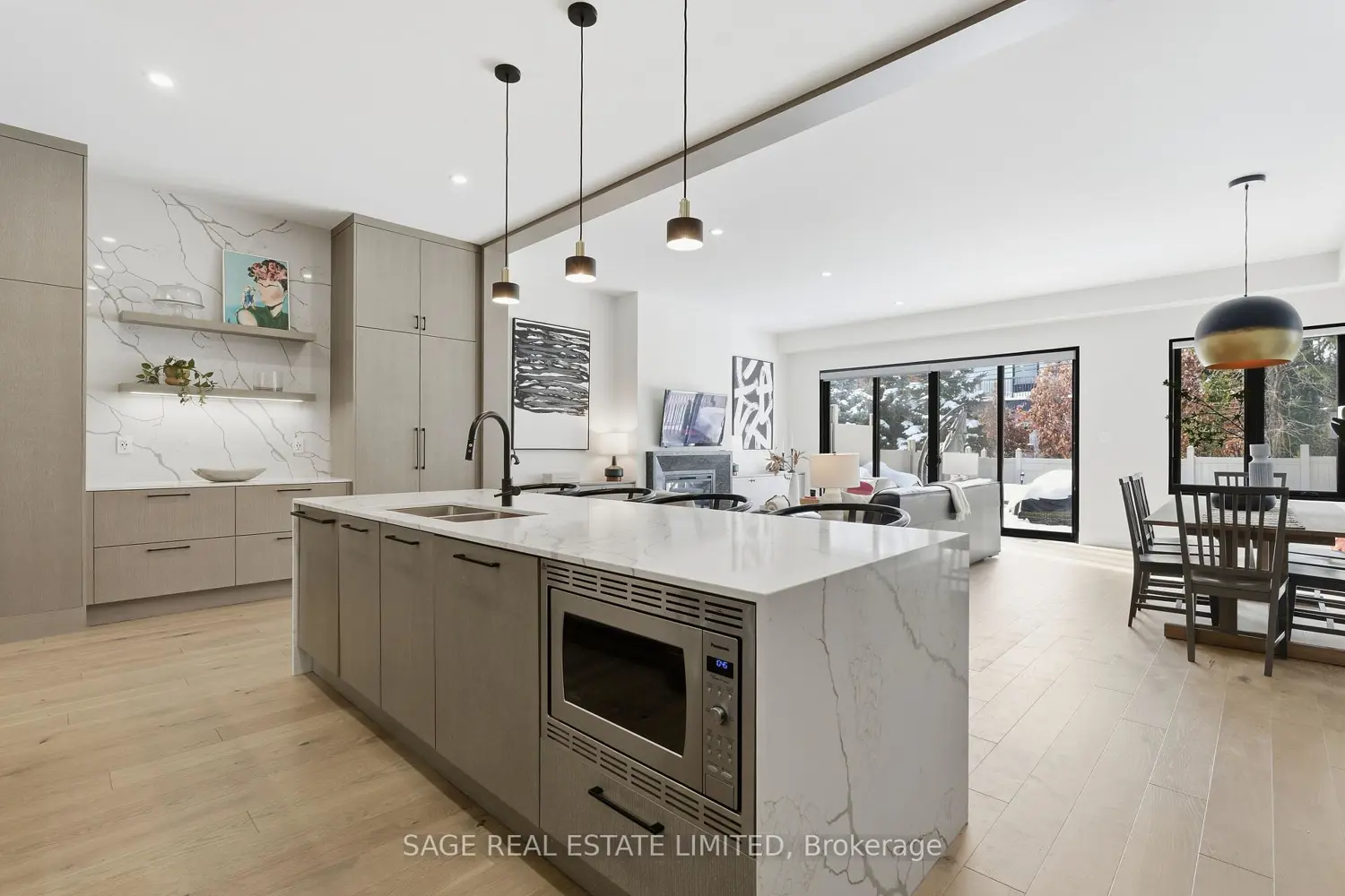 Additional image 2 of 10 Brant Avenue