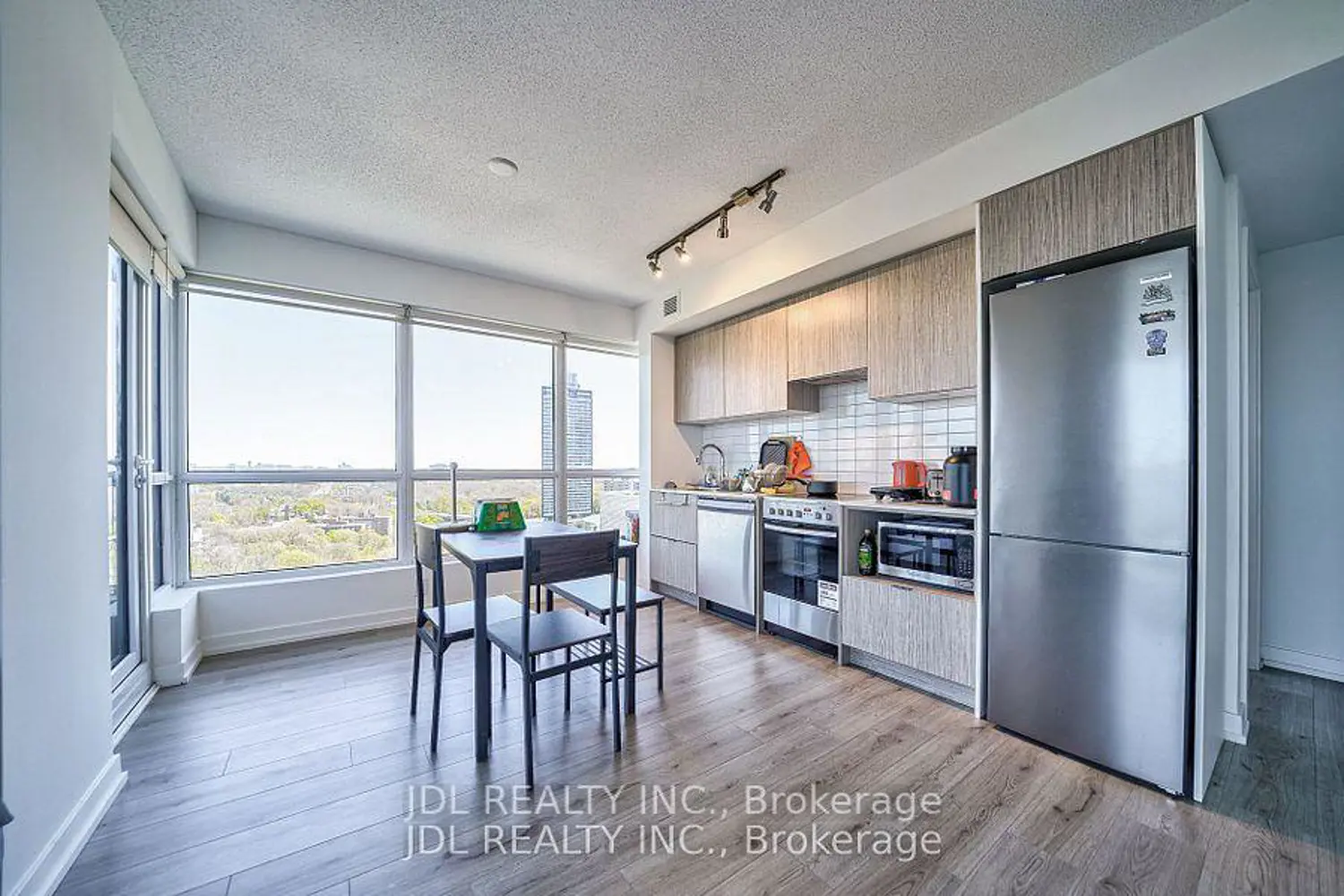 395 Bloor Street 1608