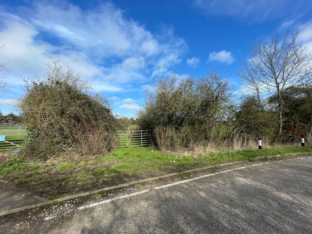 Additional image 9 of Land for saleDunstable Road, Tilsworth, Leighton Buzzard LU7