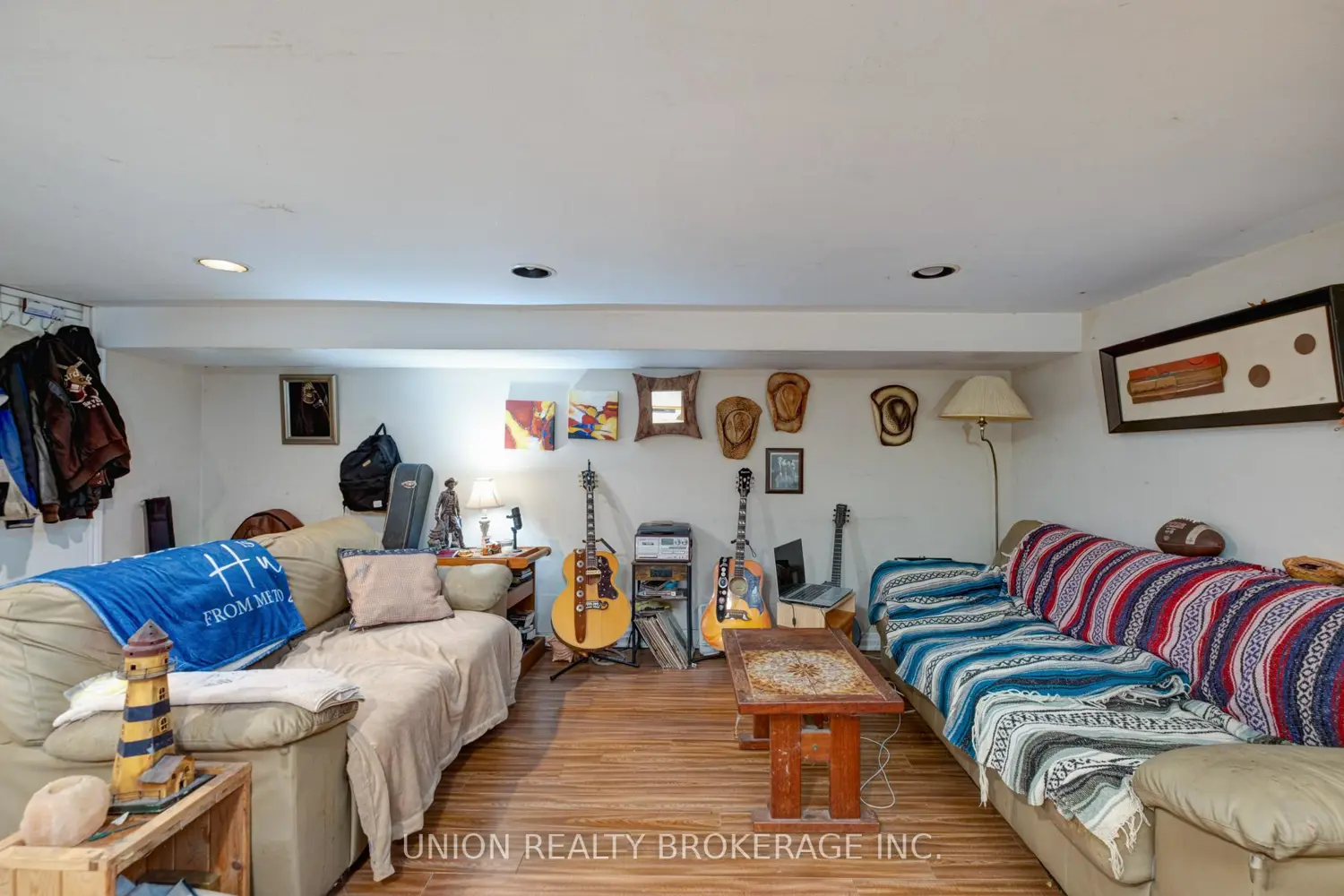 Additional image 7 of 40 Glen Manor Drive