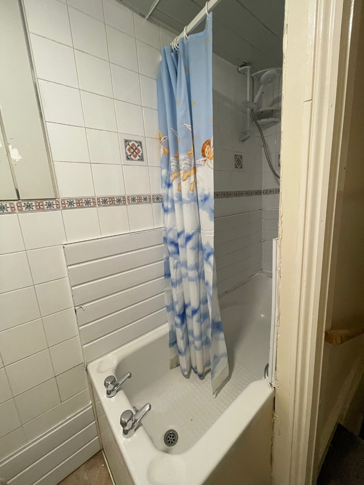 Additional image 15 of Room in a Shared House, Hyde Park Road, LS6, LS6 1AJ