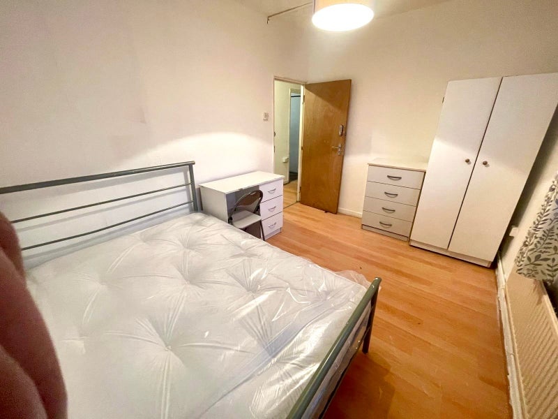 Additional image 5 of Room in a Shared House, Uk, E1, N1 7GU