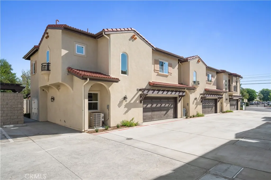 Additional image 17 of 961 E Phillips Boulevard Unit 01, Pomona, CA 91766