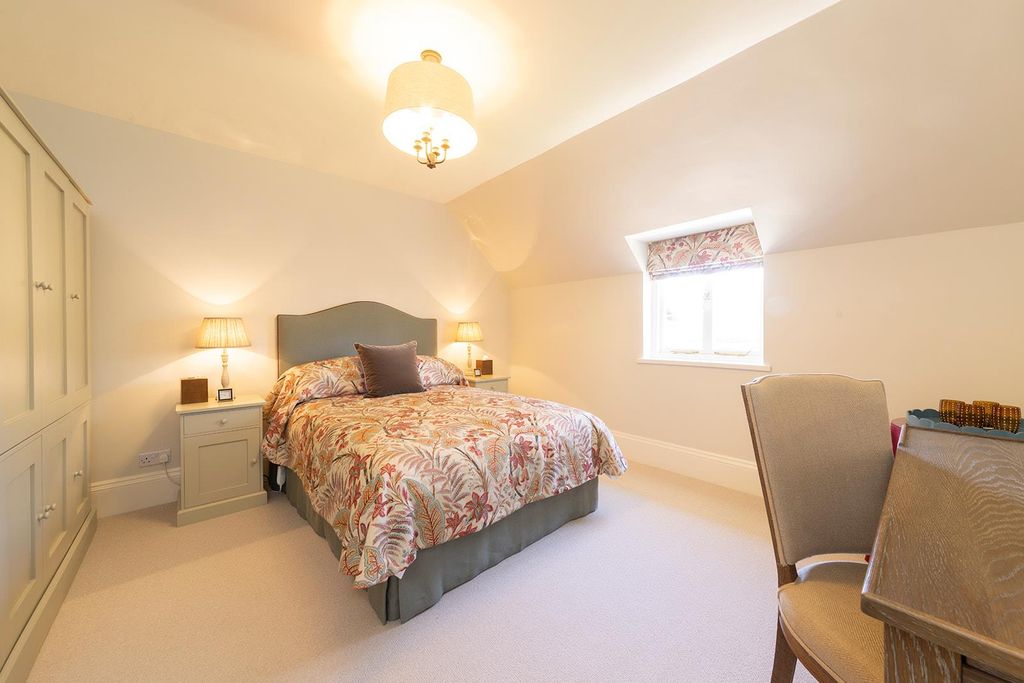 Additional image 16 of 5 bed detached house for saleMilton Lilbourne, Pewsey, Wiltshire SN9
