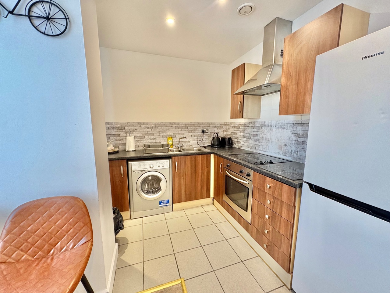 Additional image 3 of 3 Bed Flat, Lever St, M1, N1 7GU