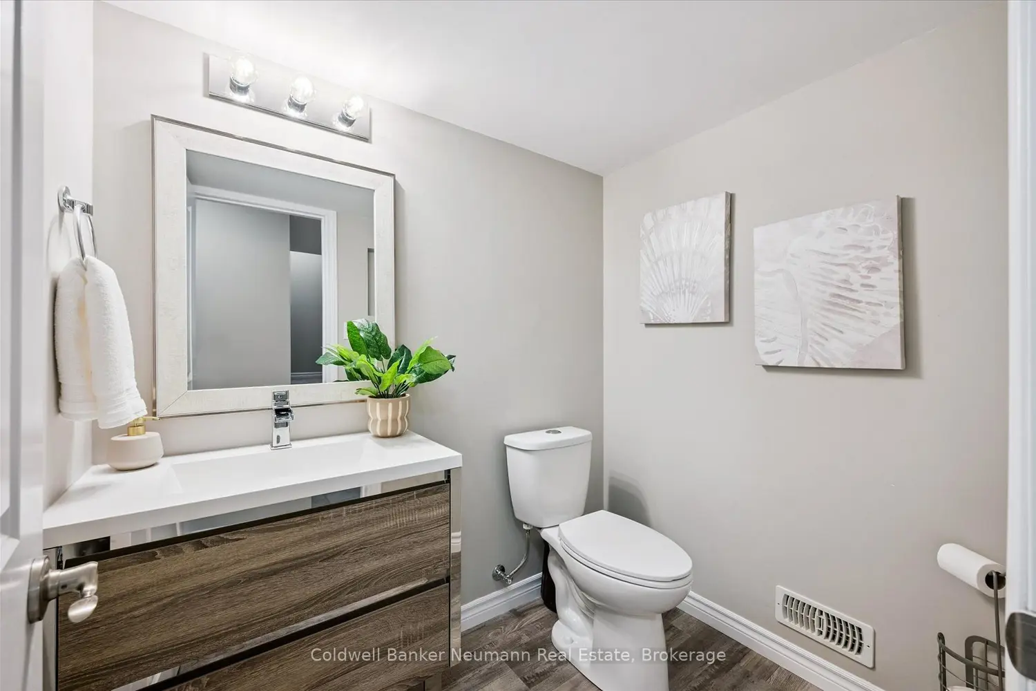 Additional image 8 of 51 Jeffrey Drive