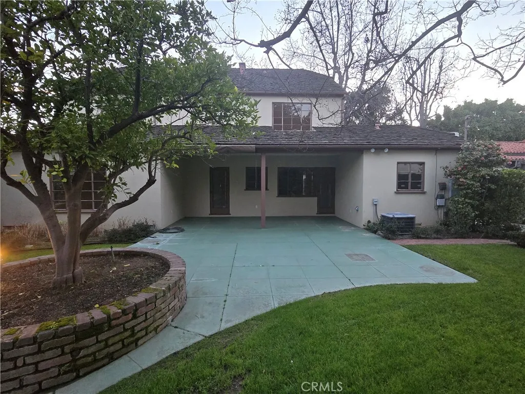 1868 Saint Albans Rd, San Marino, CA 91108