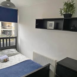 4 Bed Maisonette, Sambrook House, E1, N1 7GU