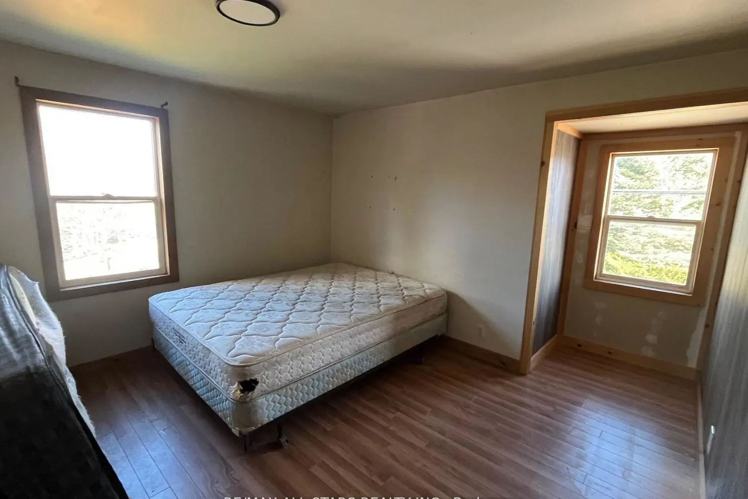 Additional image 7 of 211 Burnt River Road