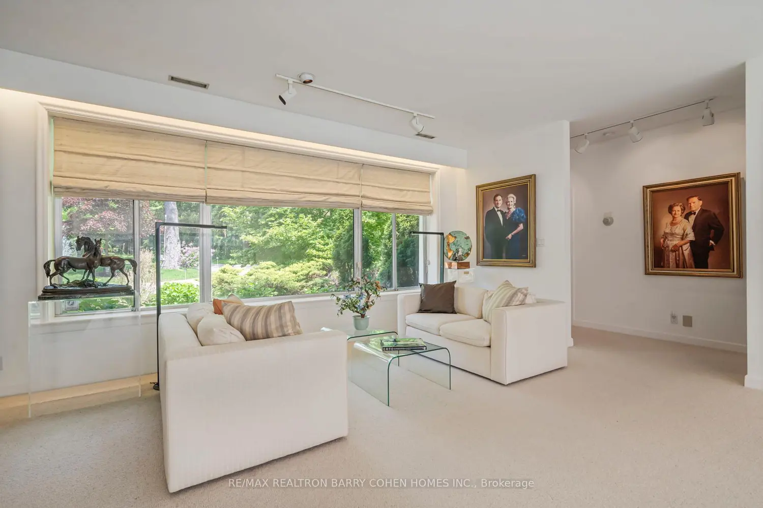 50 Park Lane Circle photo 2