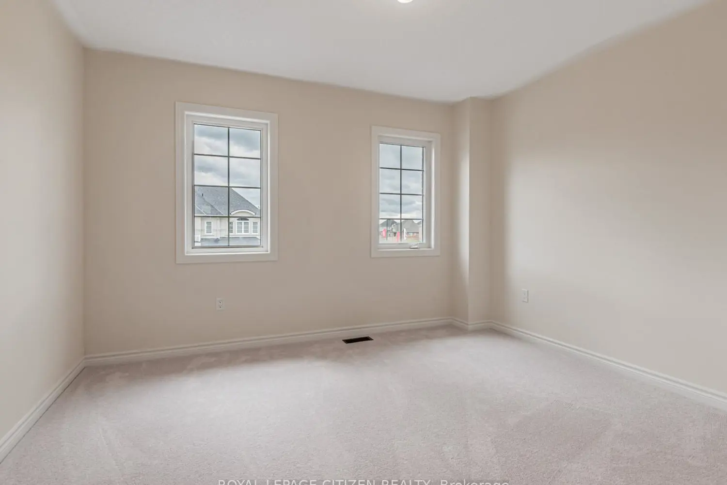 Additional image 18 of 4 Heather Fullerton Road