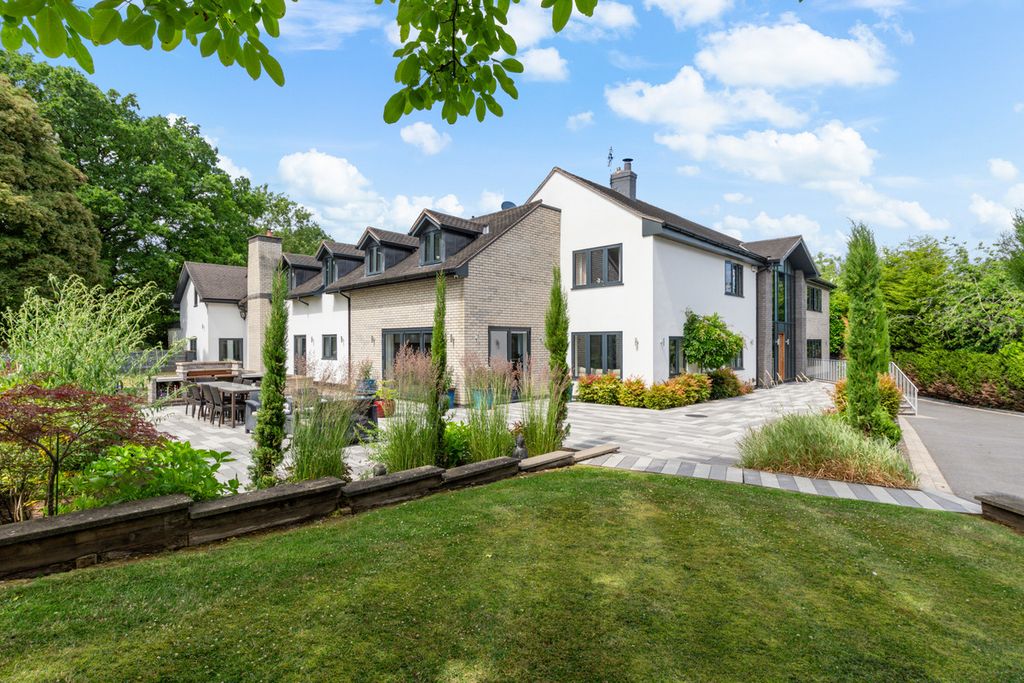 Additional image 42 of 6 bed detached house for saleWawensmere Road, Henley-In-Arden B95