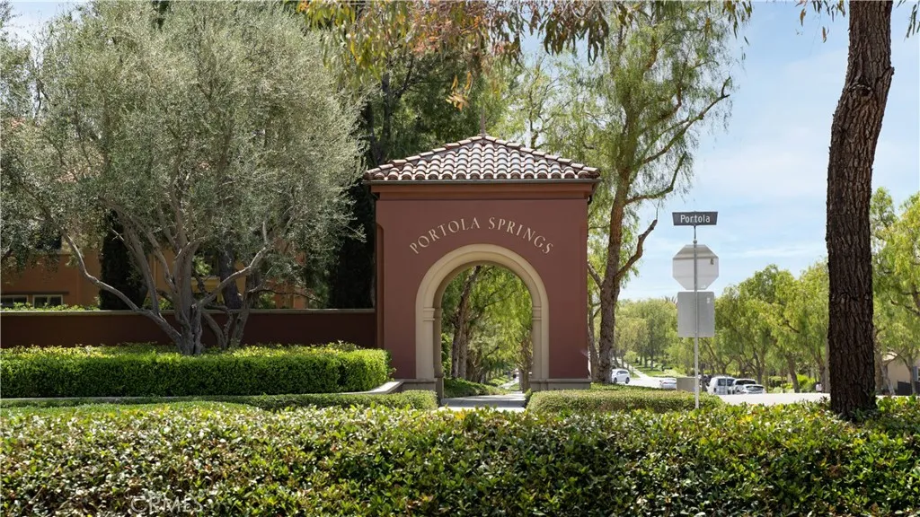 131 Silverado, Irvine, CA 92618