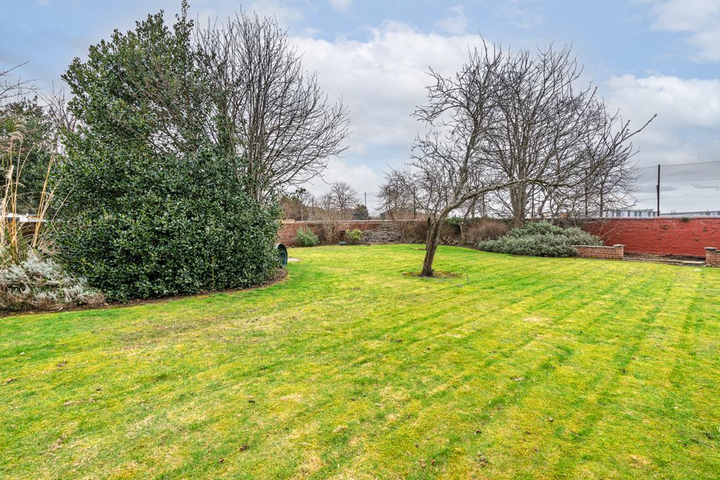 Additional image 52 of 4 bed semi-detached house for saleMonkton Road, Prestwick KA9
