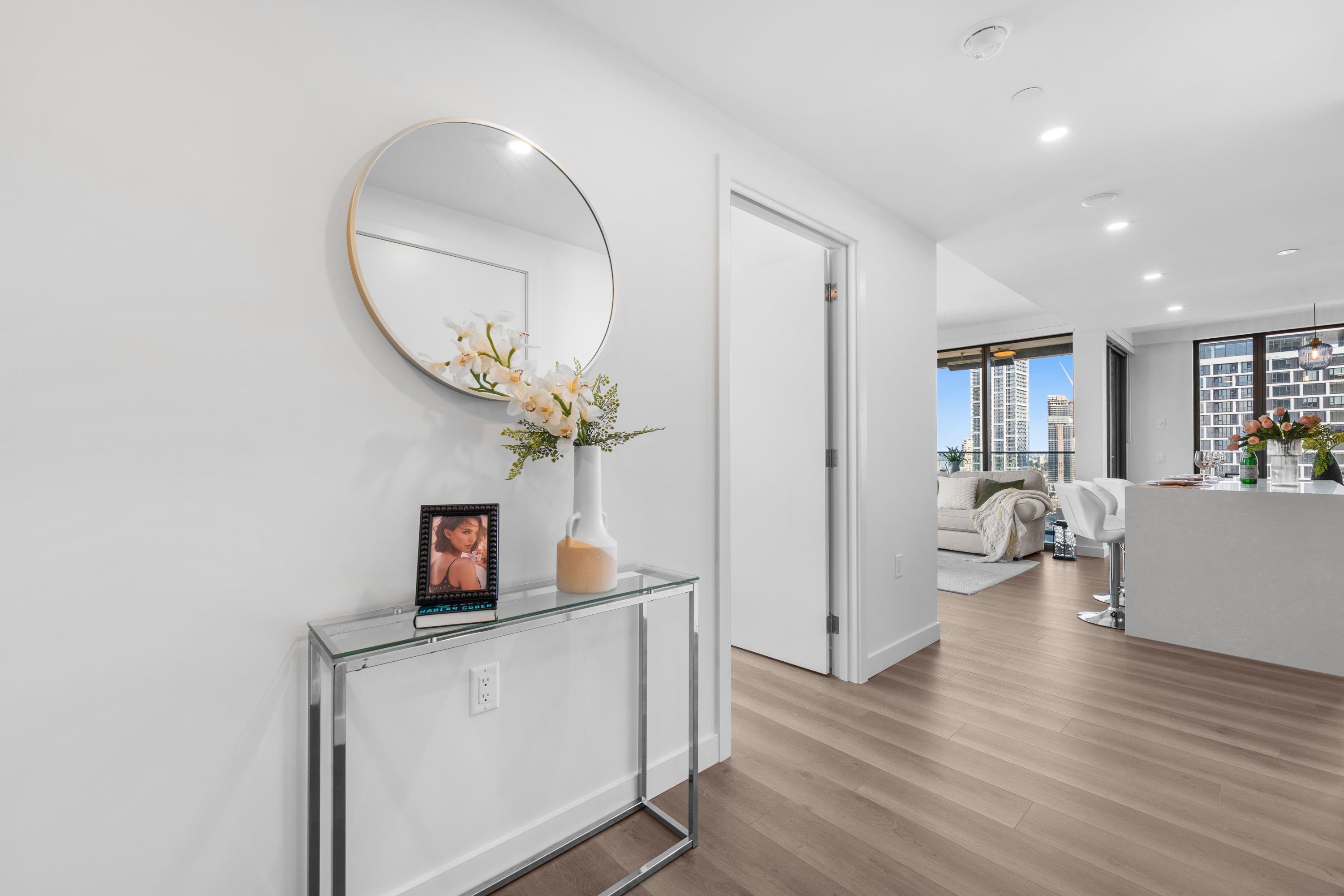 Additional image 2 of 2108-5987 Wilson Avenue, Burnaby, BC, V5H 0L7