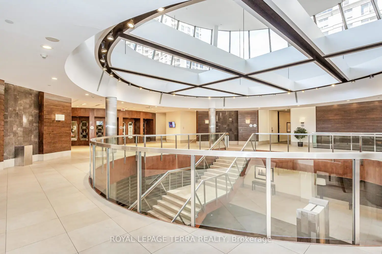 Additional image 3 of 3888 Duke Of York Boulevard 430