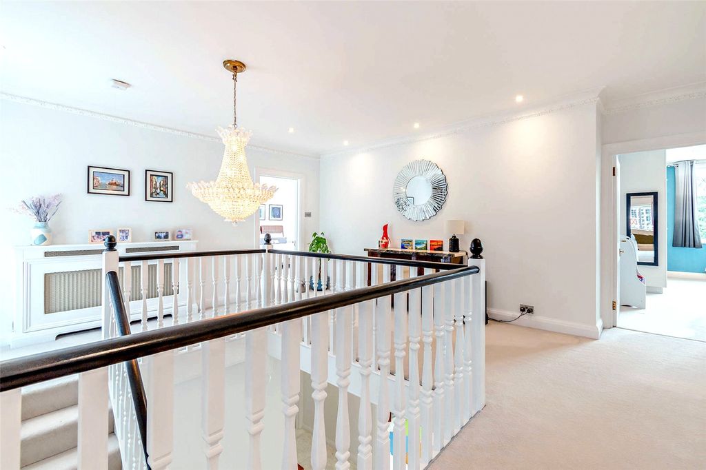 Additional image 28 of 7 bed detached house for saleFishery Road, Maidenhead, Berkshire SL6