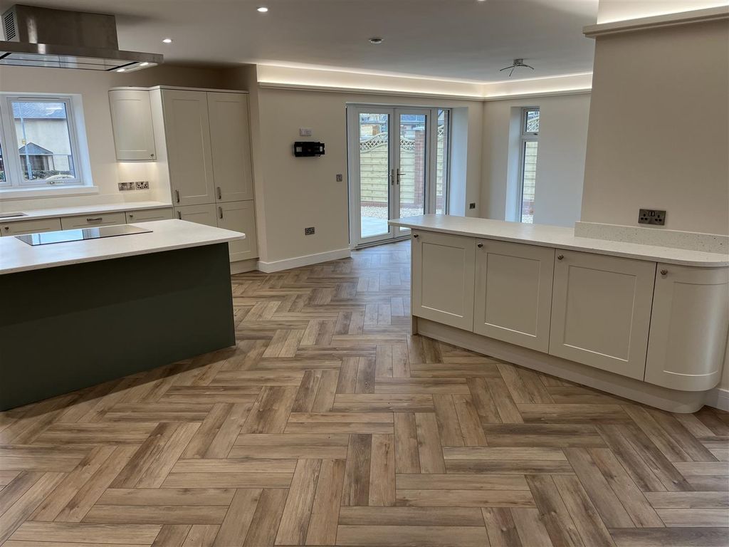 Additional image 11 of 5 bed detached house for saleBirchwood Crescent, Dumfries DG1