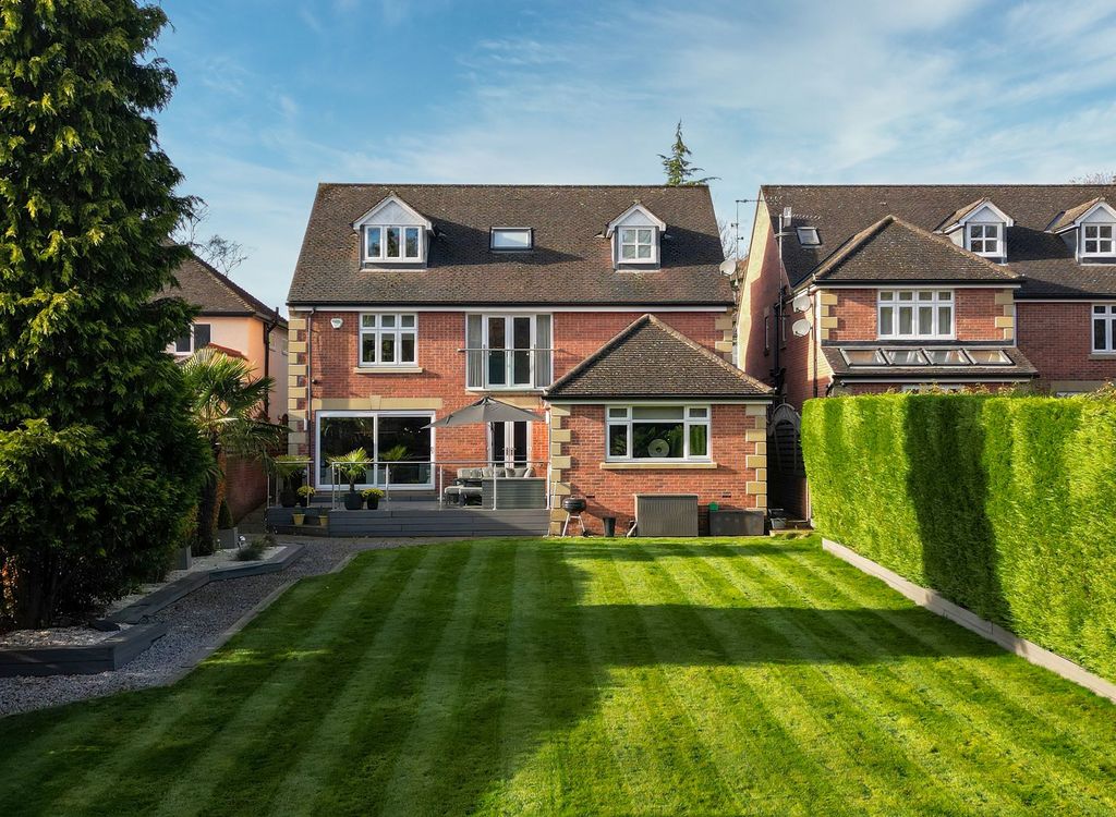 5 bed detached house for saleWhirlow Park Road, Sheffield S11