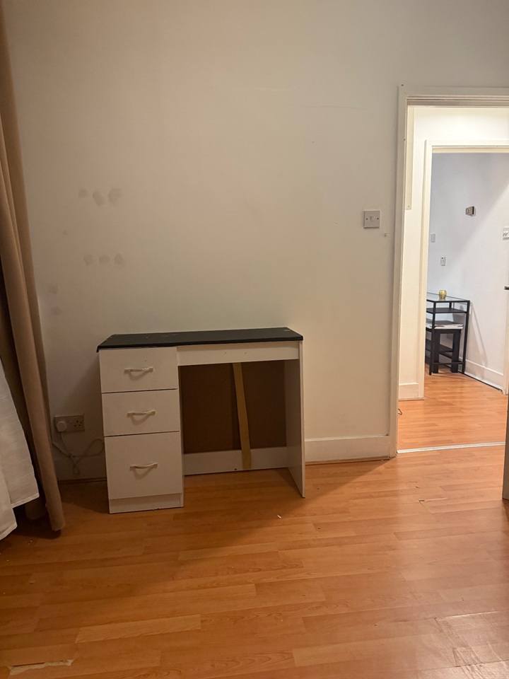 Additional image 4 of 1 Bed Flat, Bacon Street, E2, N1 7GU