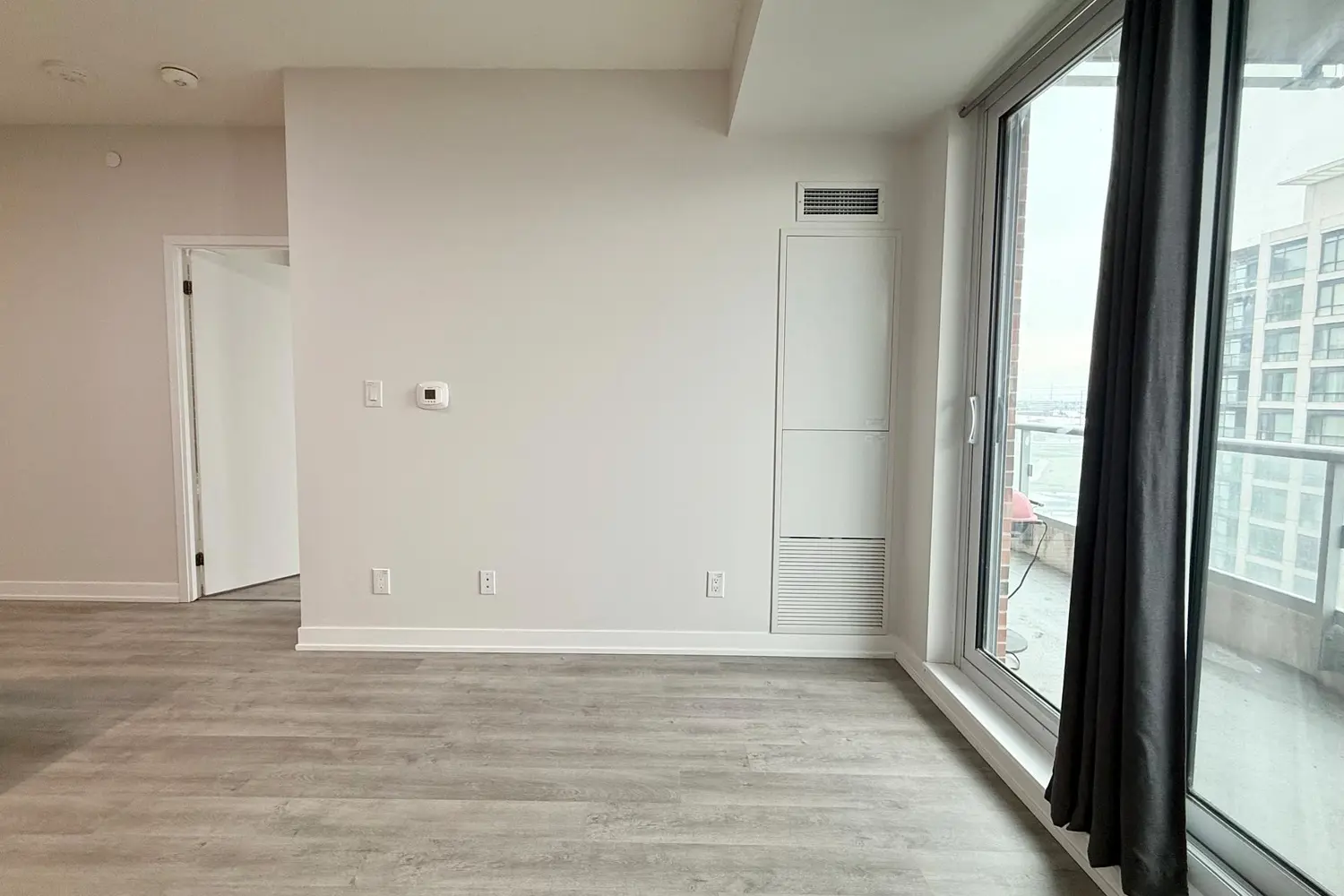8119 Birchmount Road 1225 photo 4