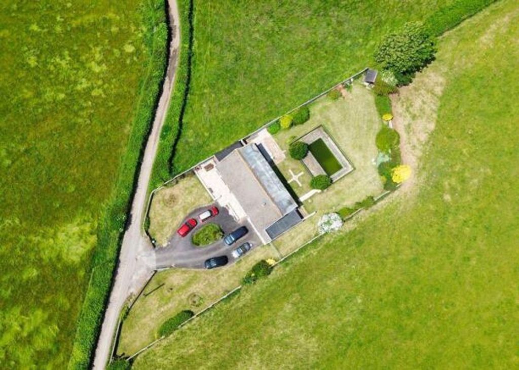 Additional image 2 of 4 bed detached house for saleZig-Zag Lane, Porthcawl CF36