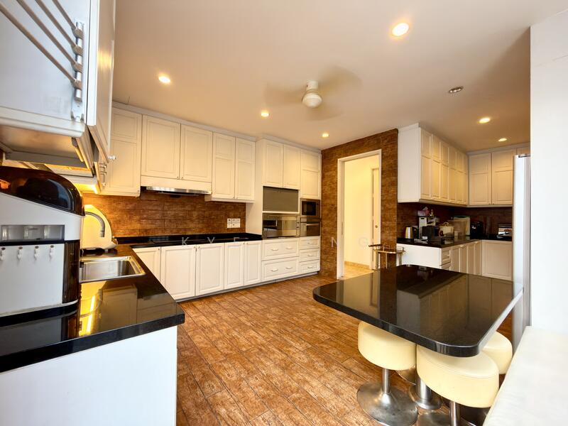 Additional image 15 of Lengkok Mariam