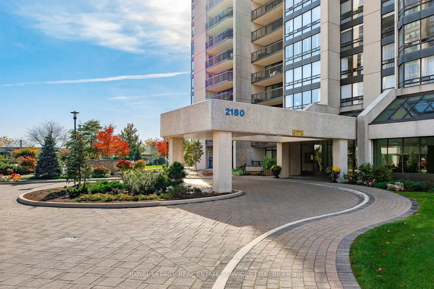 2180 Marine Drive 1601 photo 2