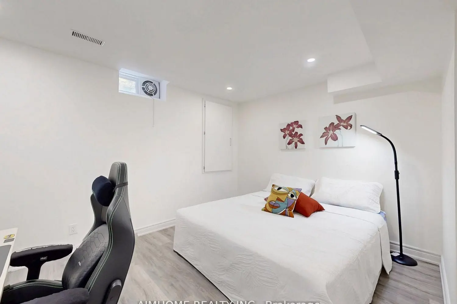 Additional image 16 of 2051 Ashmore Drive