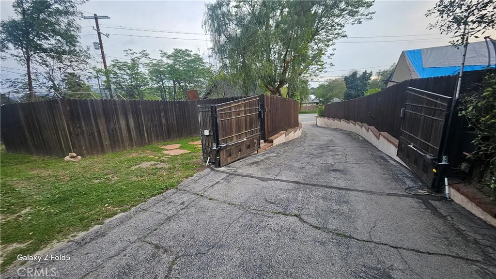 Additional image 83 of 9857 Foothill Boulevard, Lakeview Terrace, CA 91342