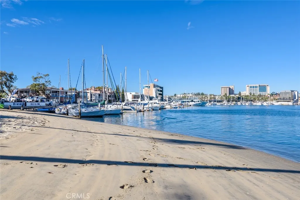 3324 Via Lido, Newport Beach, CA 92663